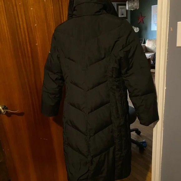 Michael Kors down filled jacket - Picture 9 of 10